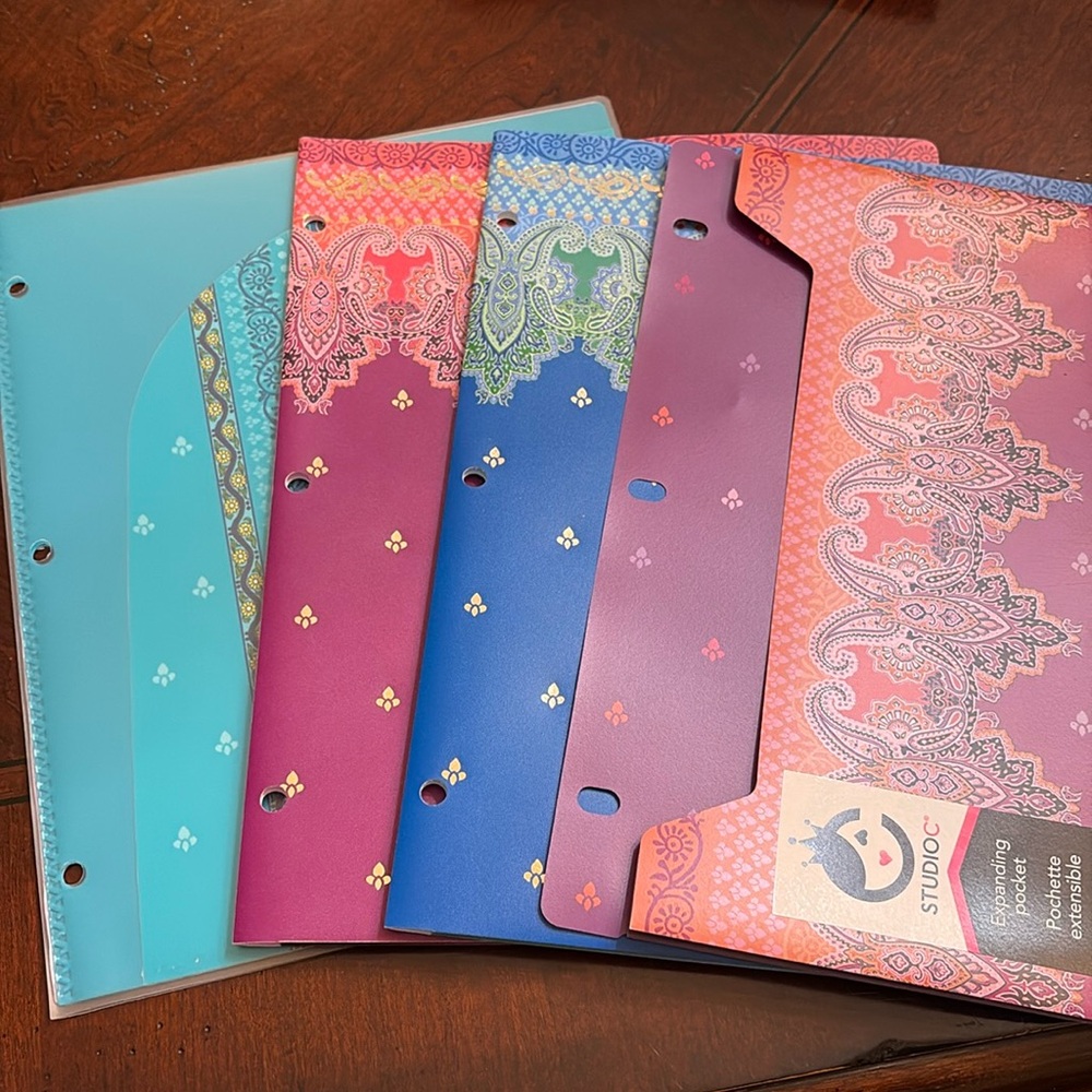 Set of a poly expanding pocket, 2 poly folders & 6-pocket organizer by Studio C.